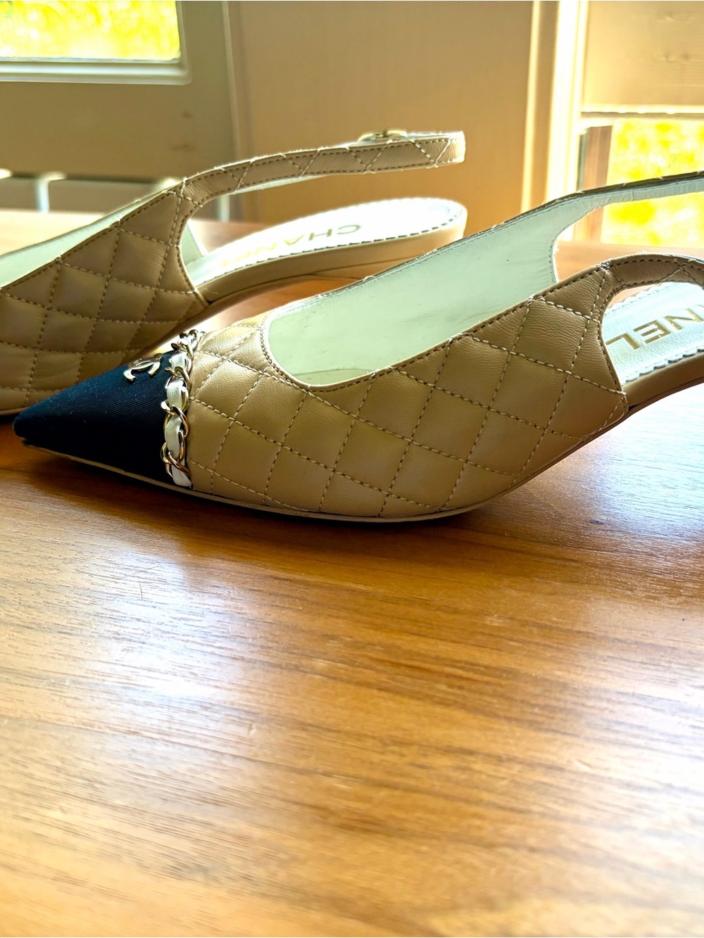 CHANEL Tan Quilted Slingback Mules with Black Pointed Toe & Gold CC - Picture 3 of 5